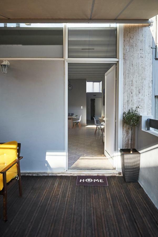 Spacious Apartment-600M From The Subway أثينا المظهر الخارجي الصورة