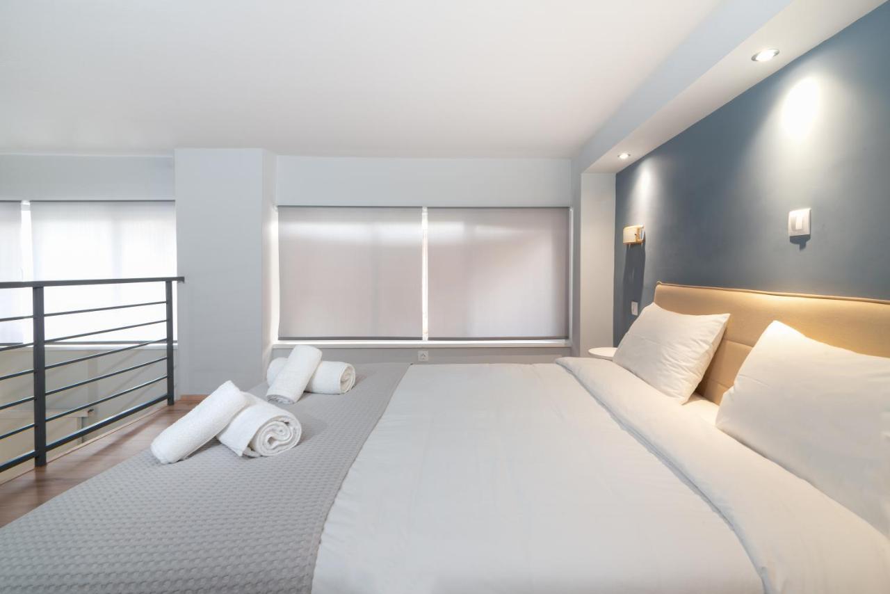 Spacious Apartment-600M From The Subway أثينا المظهر الخارجي الصورة