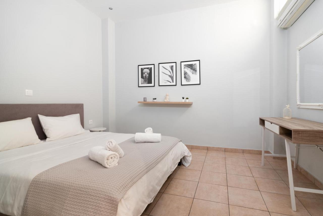 Spacious Apartment-600M From The Subway أثينا المظهر الخارجي الصورة